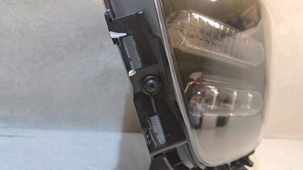 фото №16, Kia e- soul фара левый