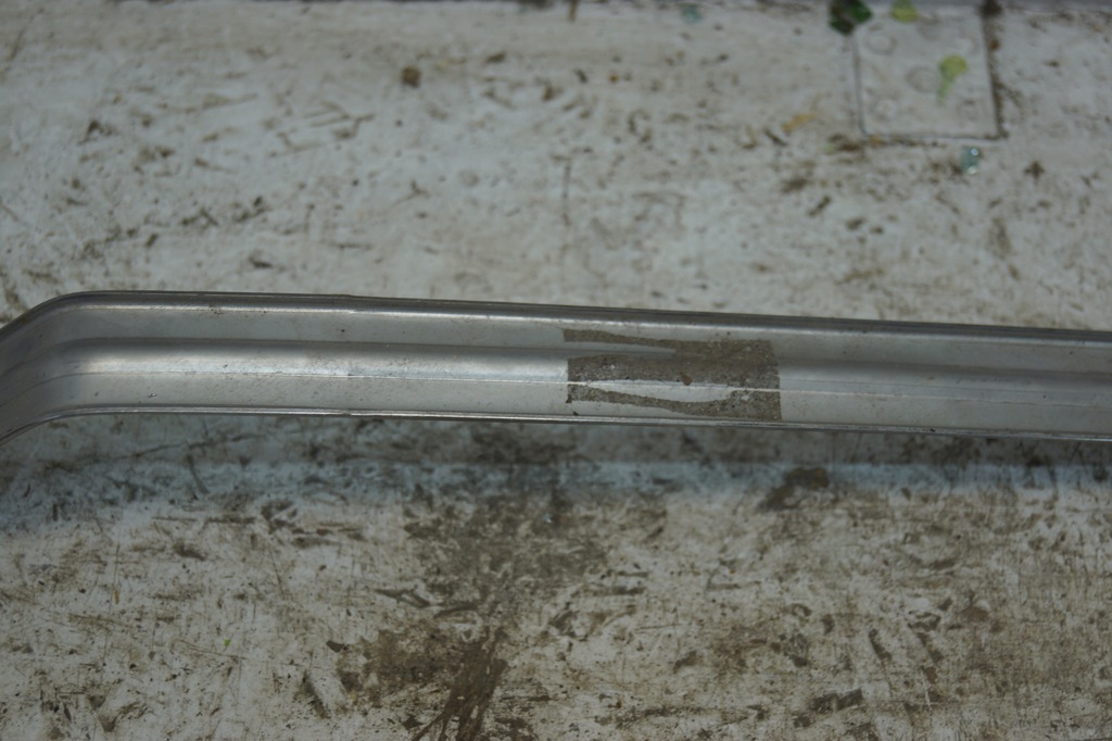 фото №7, Хомут кронштейн бака aston martin db11