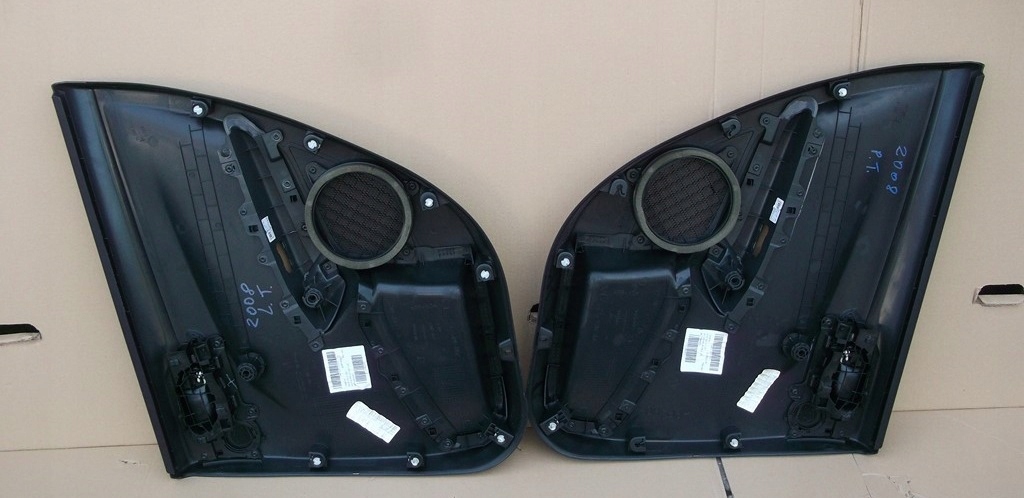 фото №8, Peugeot 2008 обшивка двері задня