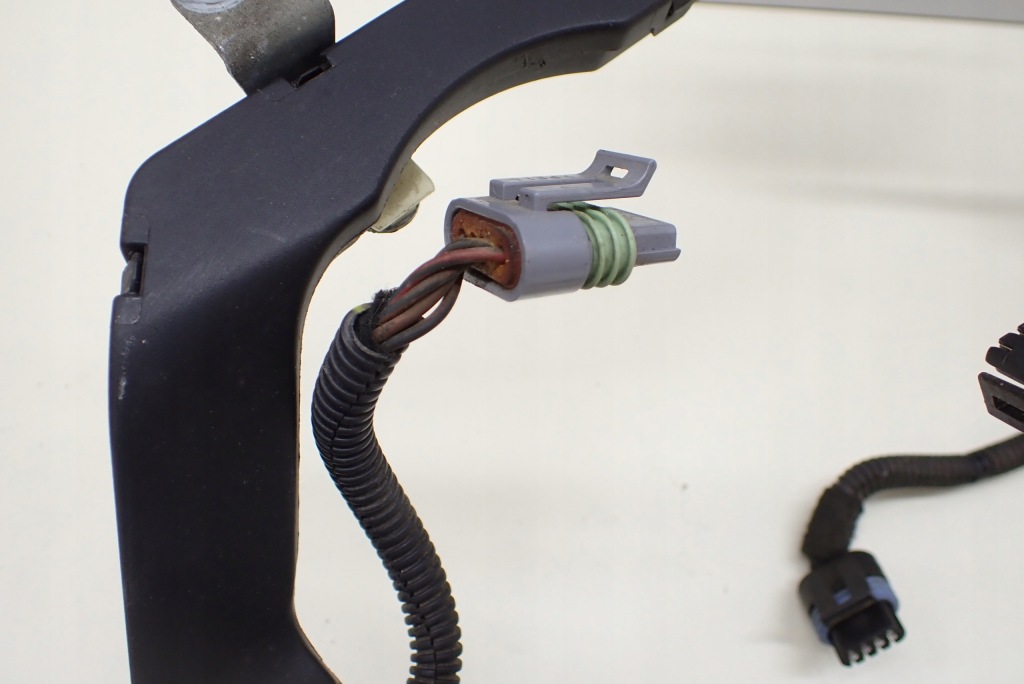 Жгут провода двигателя opel astra g 1.6 8v 09174429 Цена