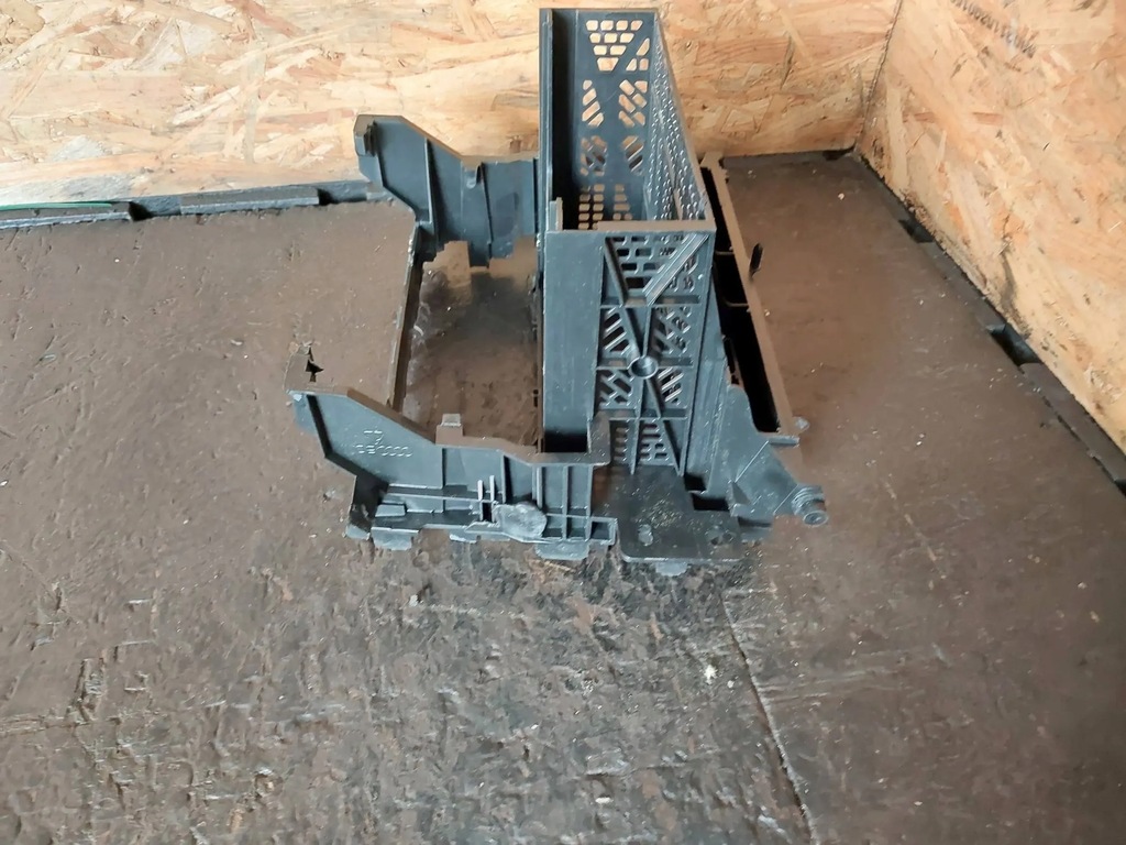 фото №10, Рамка радіо консолі центральної audi a4 b5 8d lift 8d0858005m