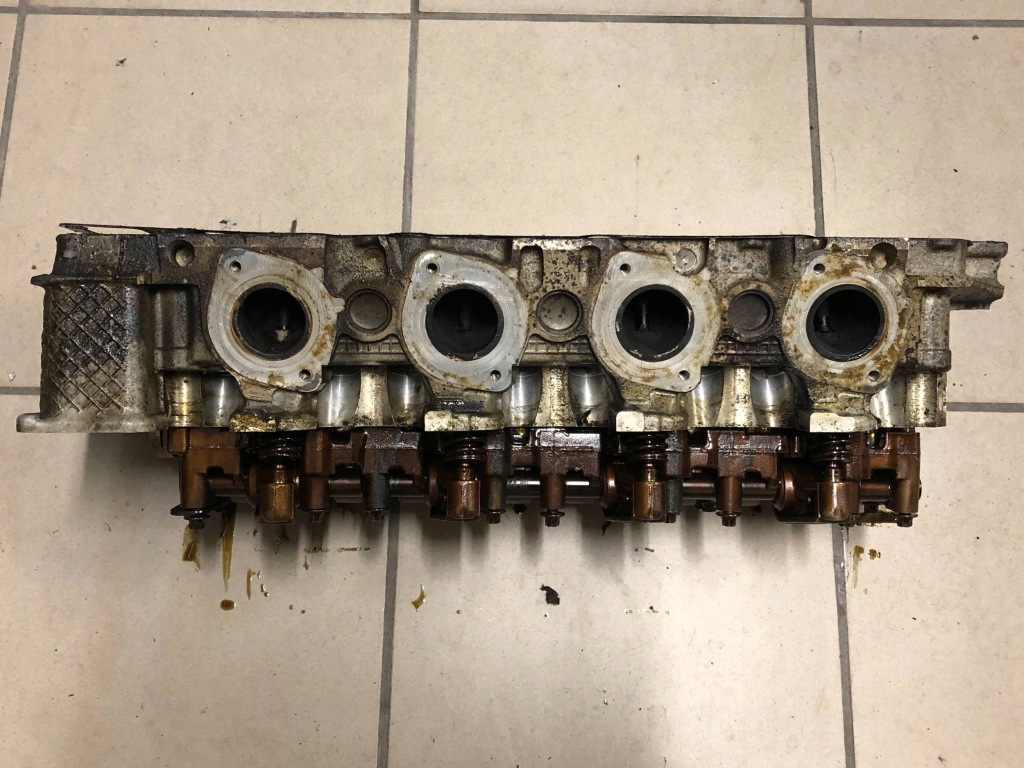 Mercedes cls cl sl ml w163 5.4 v8 347km правая головка r1130161701 Недорого