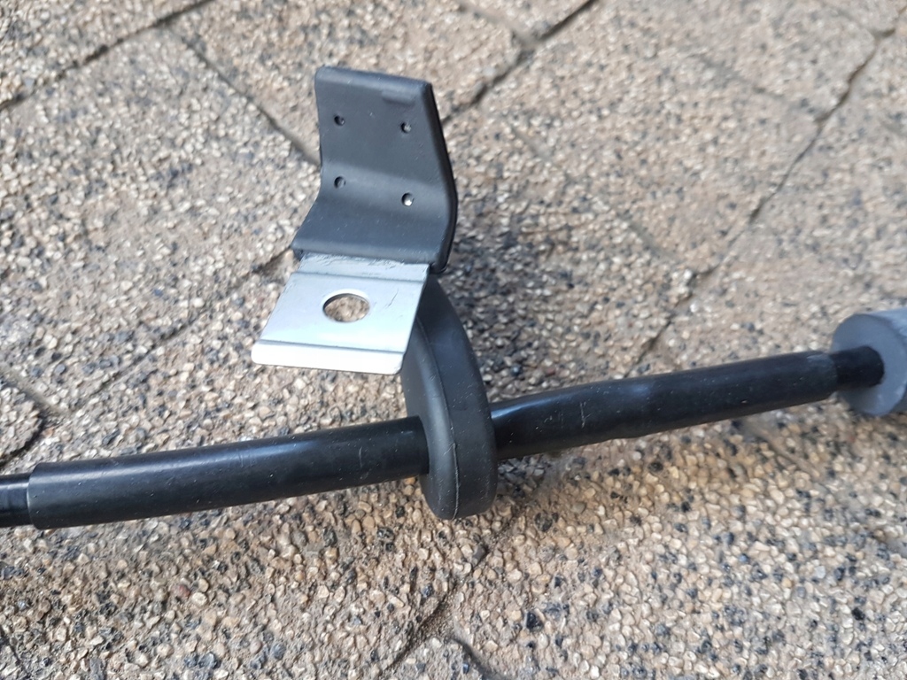 фото №12, Доводчик трос правая тормоза габарит ручного do bmw serii 7 e65 e66 2002-2008