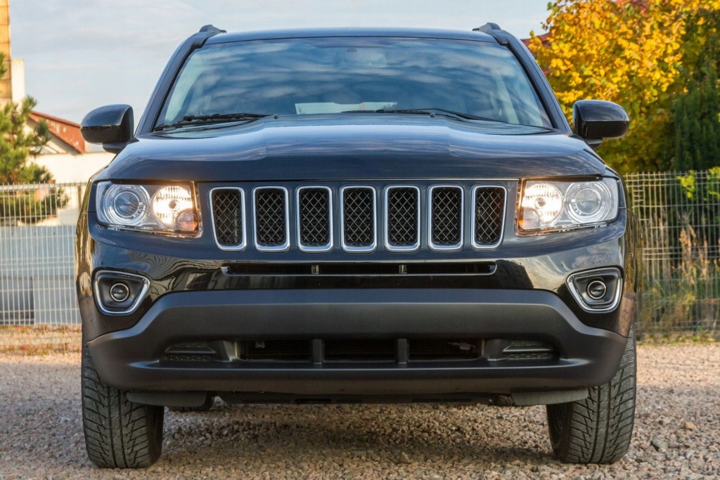 фото №15, Решітка радіатора бампера jeep compass 2011- 68213204aa правий