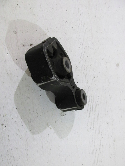 фото №1, Кронштейн подушка двигателя mazda 3 iii 2013-2018