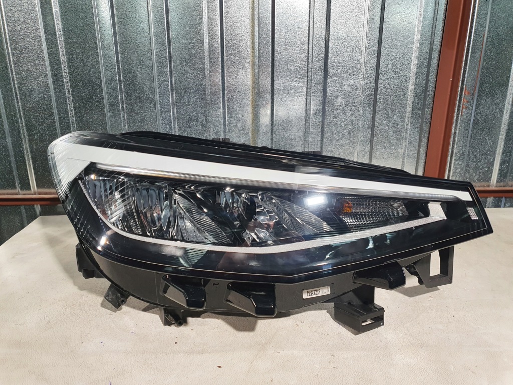 фото №1, Лампа правая перед передняя vw id.4 id 4 iq led 21r