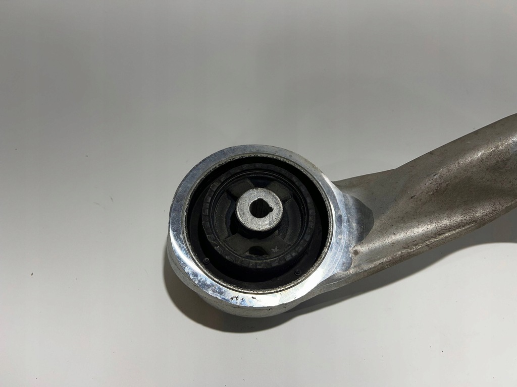 фото №3, Важіль нижній лівий range rover sport l461 m8e2-3c257-bb