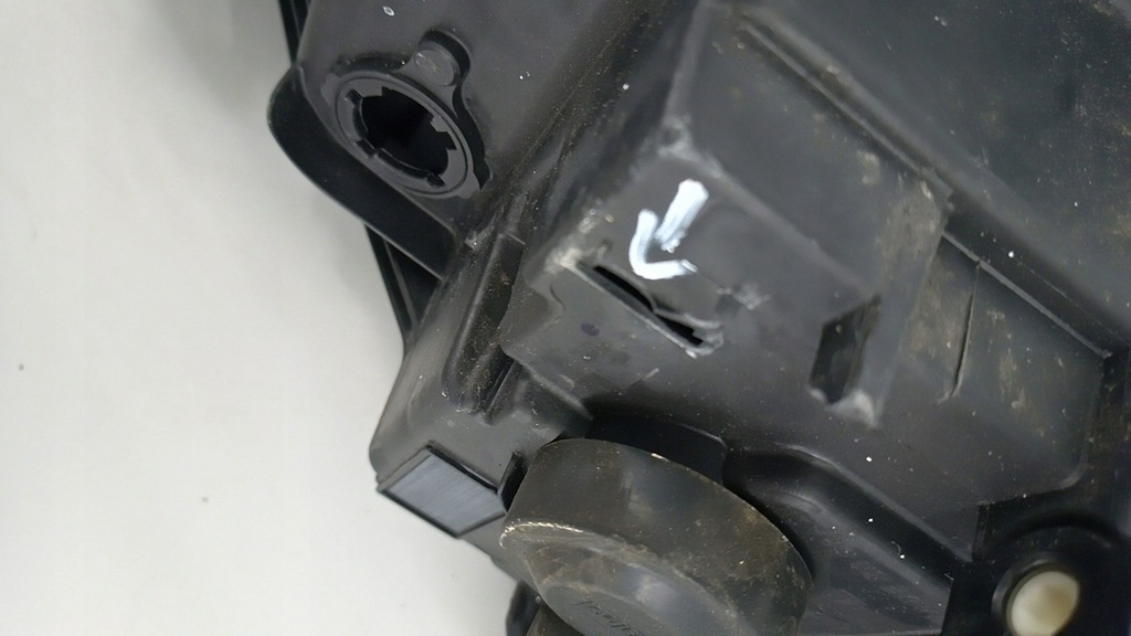 фото №8, Renault megane iv лампа левая перед 260606202r