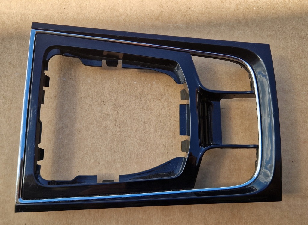 фото №1, Рамка чохол важеля перемикання передач skoda kodiaq 566863212a oryg ideał