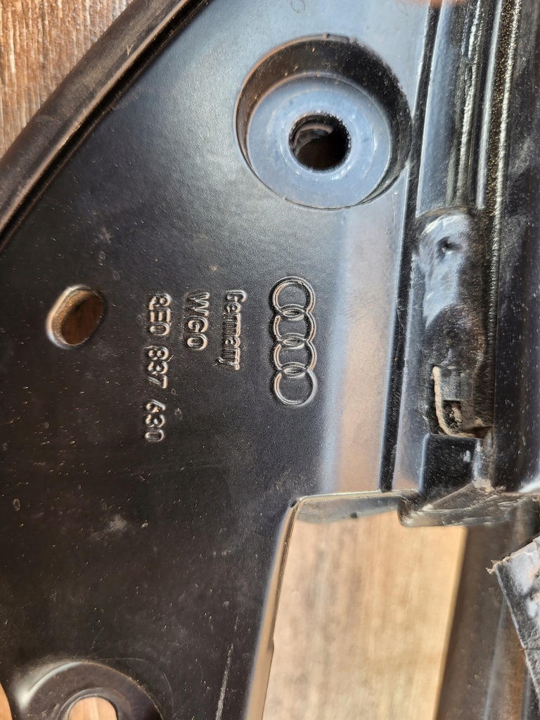 фото №14, Audi a4b7 рамка дверь перед передняя правая