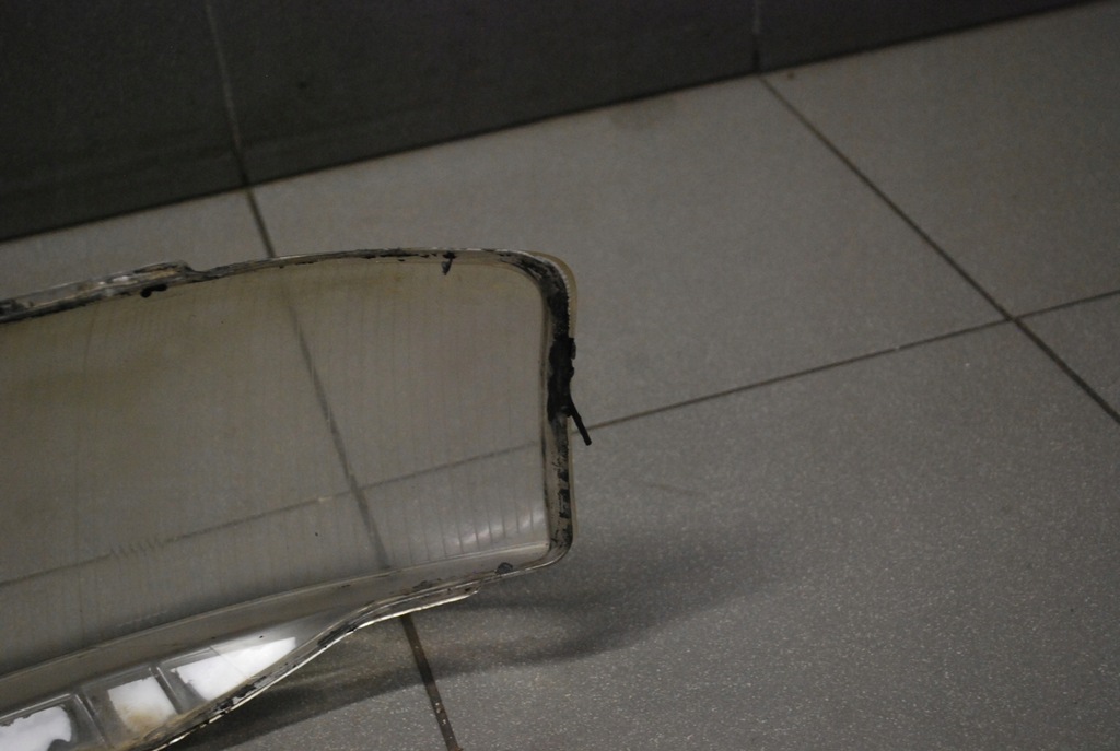 фото №13, Стекло фары лампы правый перед audi a6 c5