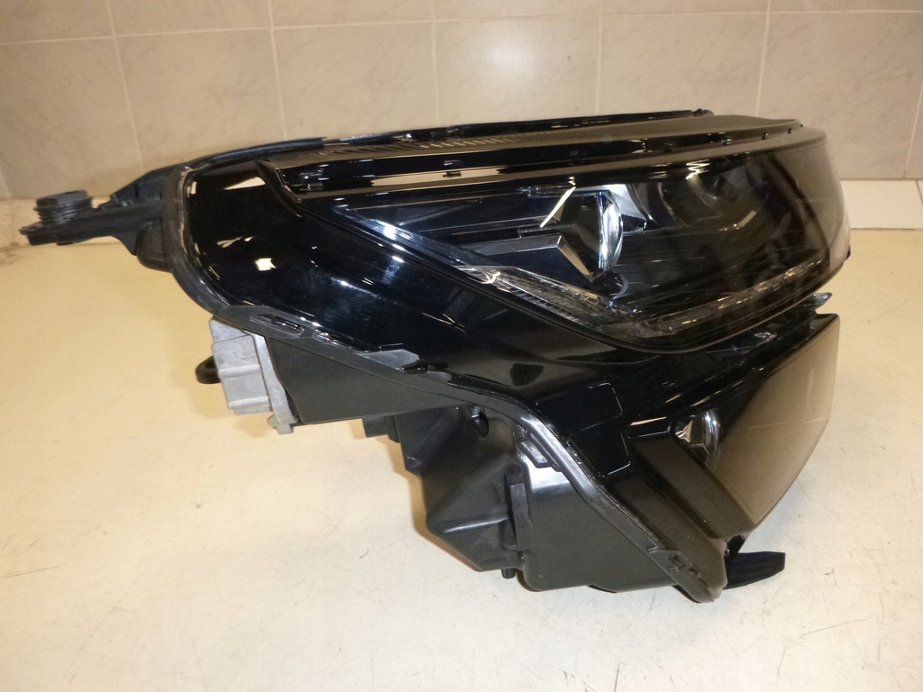 фото №10, Skoda kodiaq lift 8pin правий перед права matrycowa