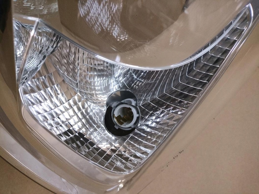 фото №9, Лампа левая перед renault kangoo ii lift eu оригинал cała