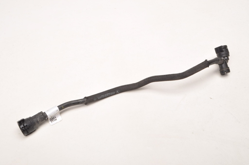 Купити Bmw f39 f40 f45 f46 f48 1.5 d труба шланг води 8580480