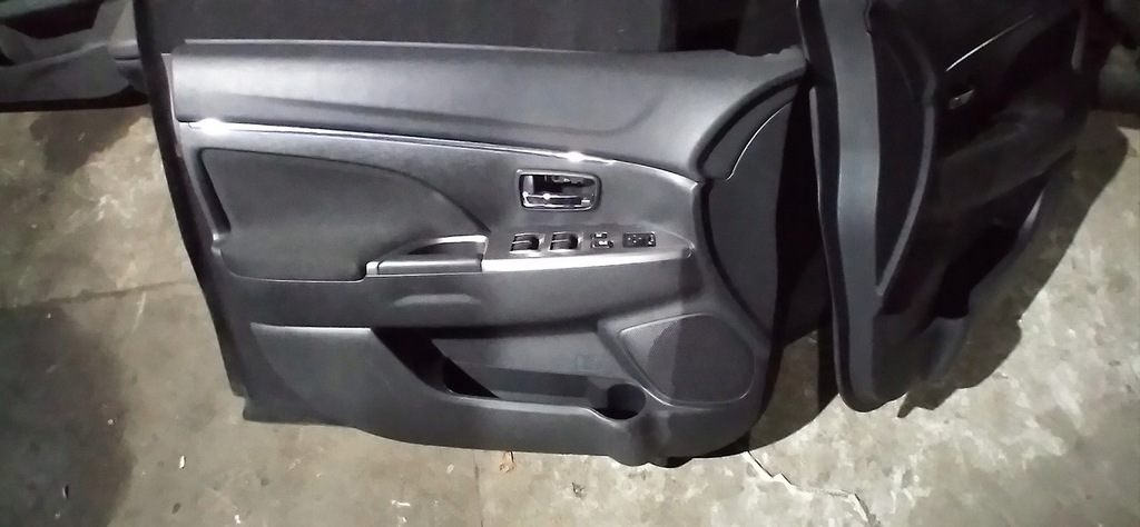 фото №10, Mitsubishi asx сидіння сидіння обшивки комплект