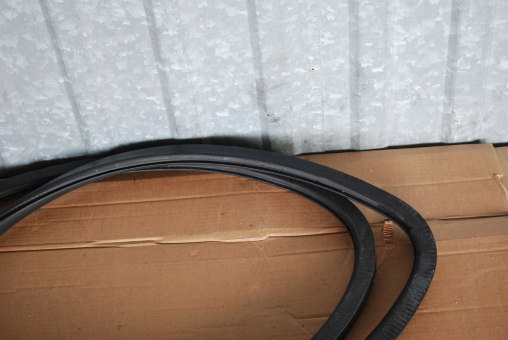 фото №8, Прокладка дверь правый перед vw phaeton 3d4867366l