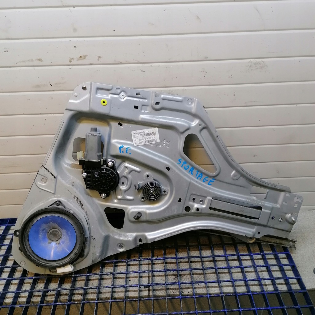 фото №1, Kia sportage ii подъемник стекло перед правый 824800z080