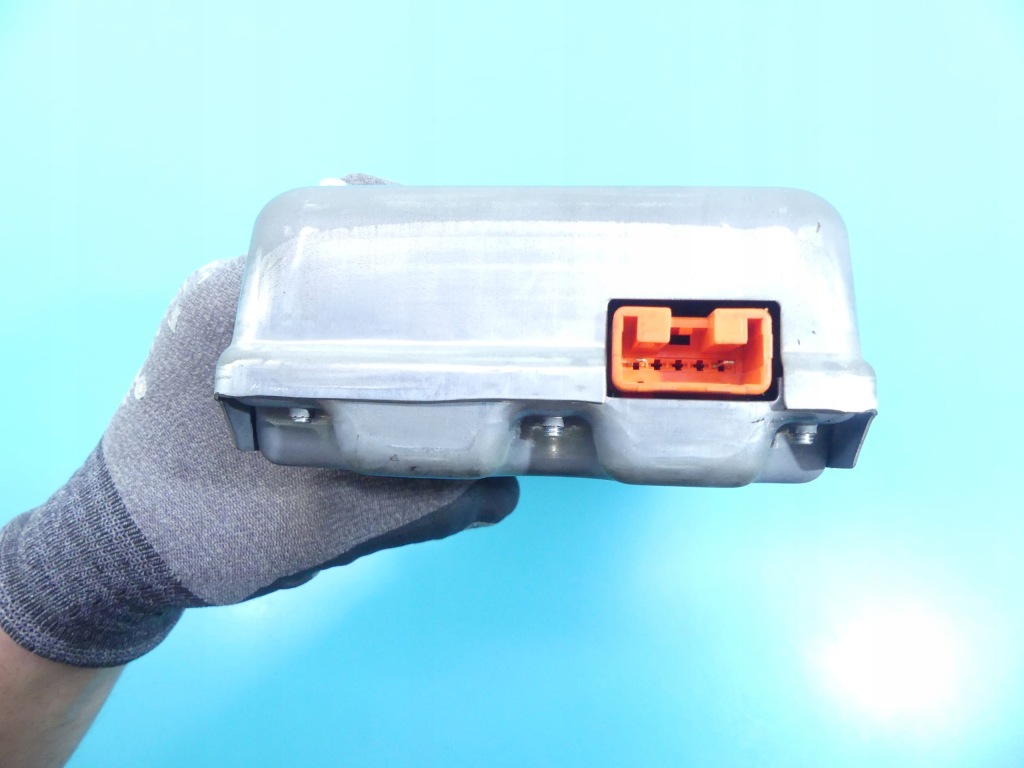 Преобразователь напряжения lexus rx ii 03-08 Недорого