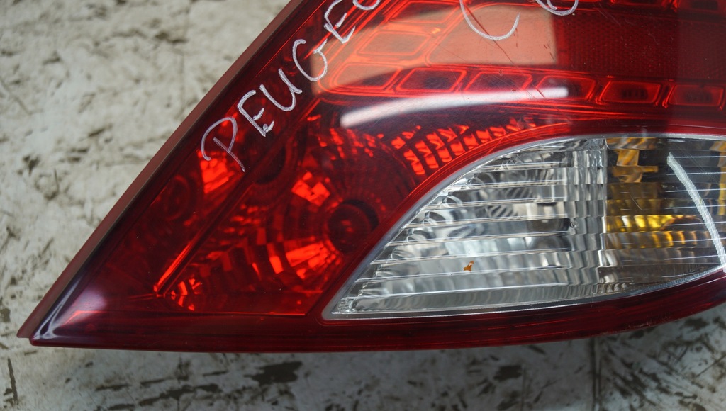 фото №14, Лампа правий задня peugeot 207 lift hb