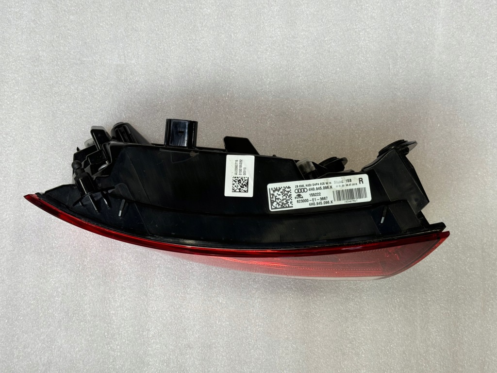 Audi a8 4h рестайлінг  2017 фари задній full led комплект 4h0945095k 4h0945096k 32 km Недорого