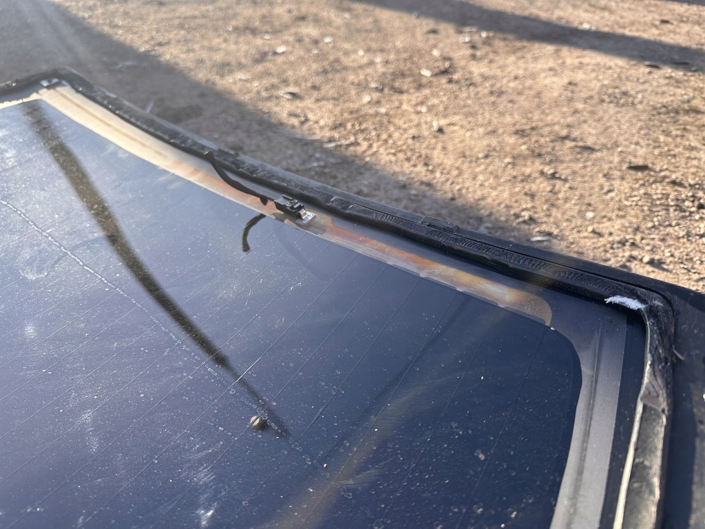 фото №15, Стекло задняя задняя оригинал dodge charger 2015+