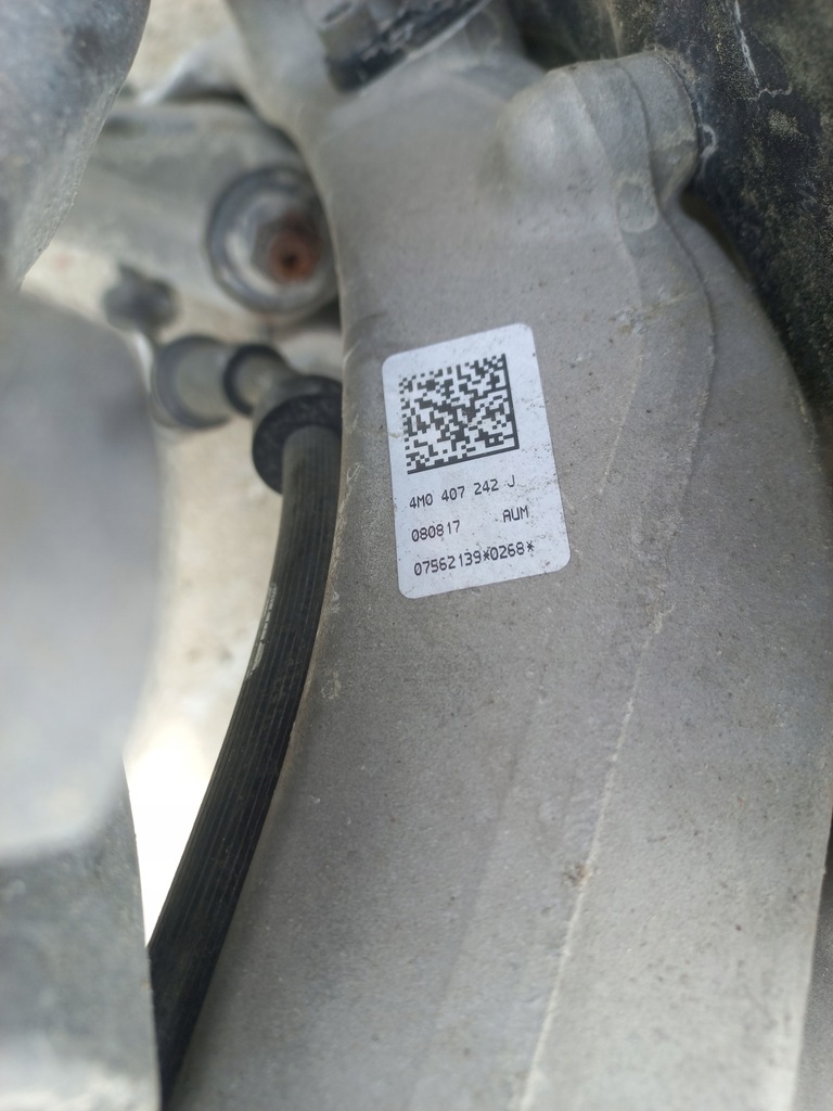 фото №7, Audi q7 3.0 15- поворотный кулак рычаг амортизатор правый