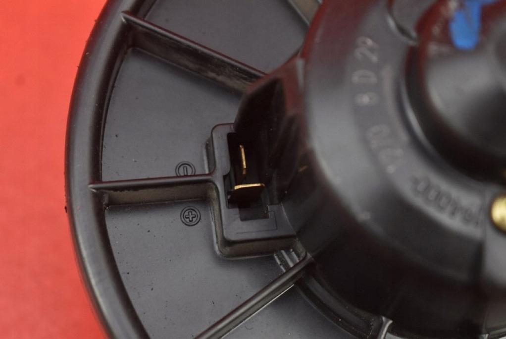 фото №6, Воздуходувка вентилятор обдув задняя eu 194000-1270 mazda mpv 2 ii 99-06