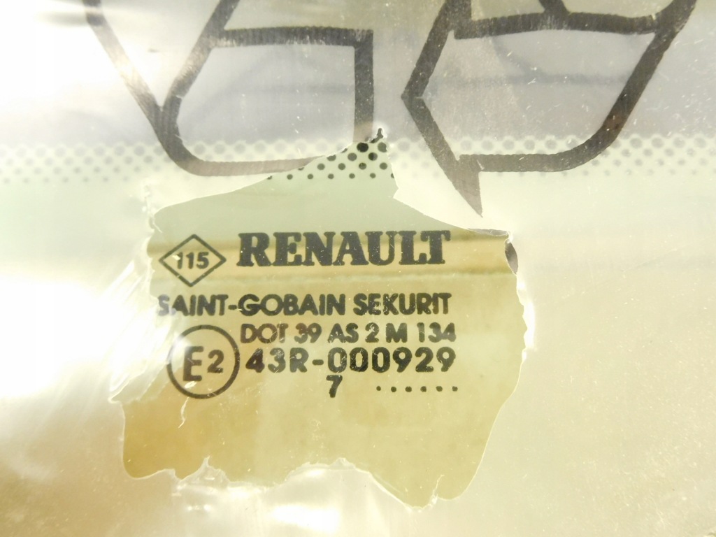 фото №5, Стекло задняя renault clio ii 7701471198