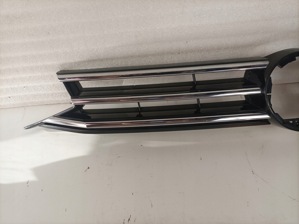 фото №2, Vw touran ii 5ta решітка радіатора решітка радіатора