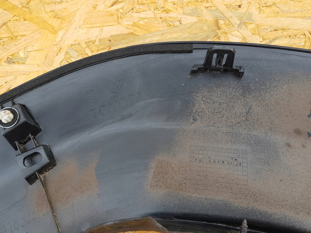 фото №11, Toyota yaris cross молдинг крила правий задня задня