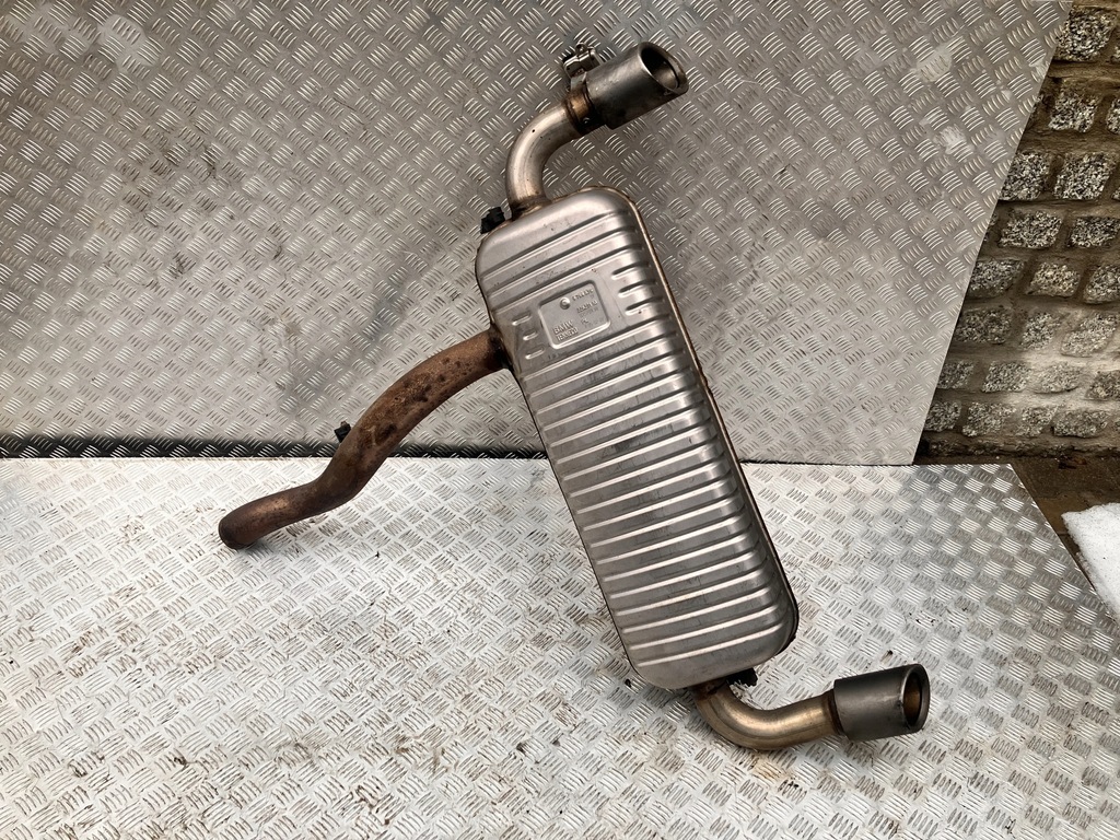 фото №1, Bmw 1 f40 m135i 9799875 выхлоп гаситель