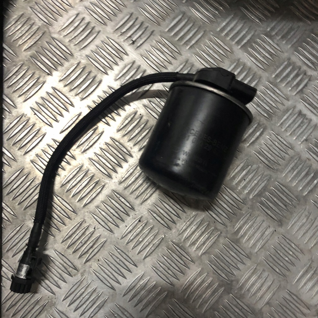 Купити Фільтр пального mercedes sprinter a6510902952