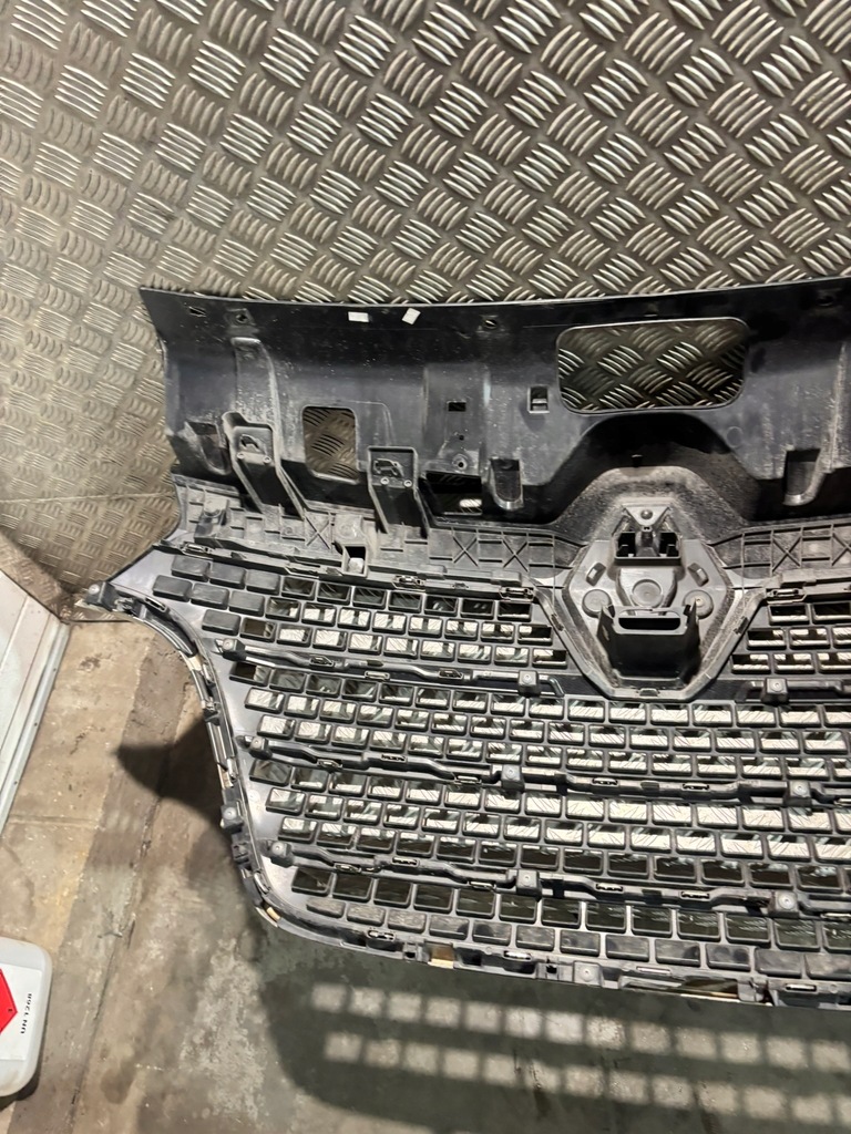 фото №9, Решётка радиатора перед renault master 3 iii lift / iv 2019- lift 628959833r