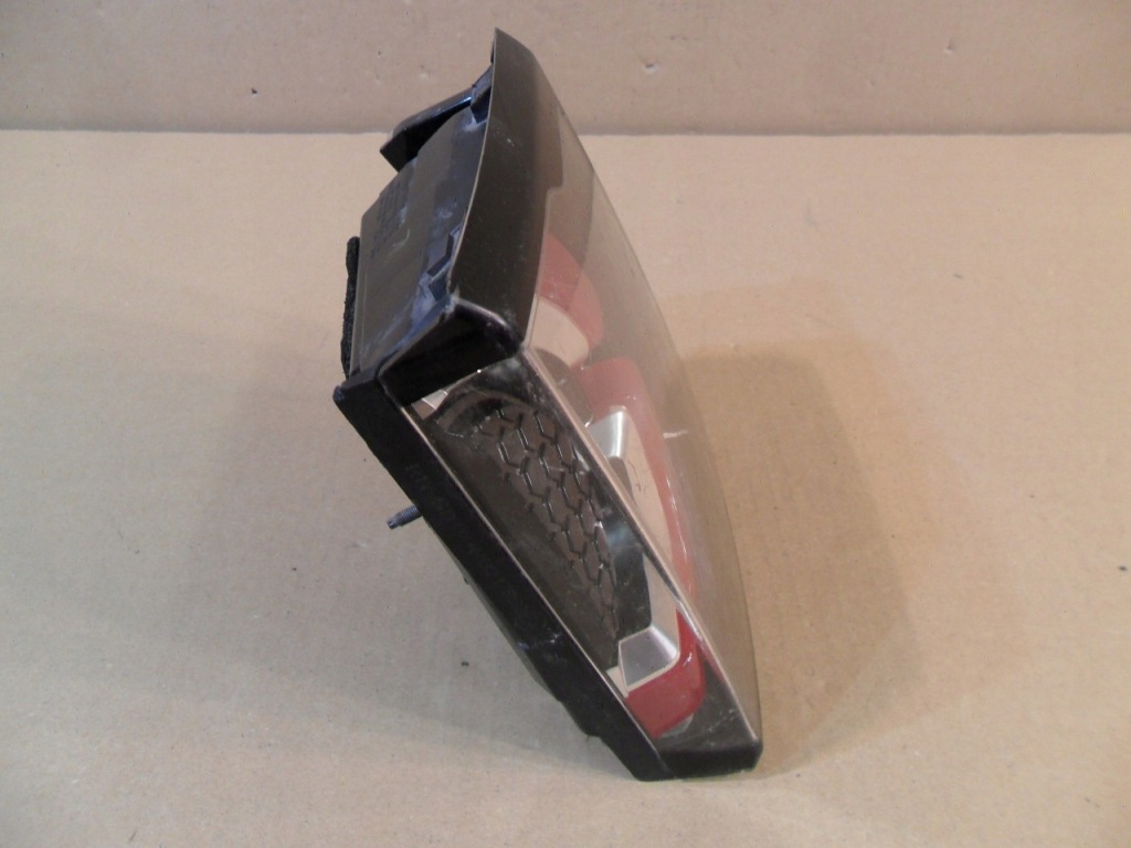 Купить Фара левая задний land rover discovery sport