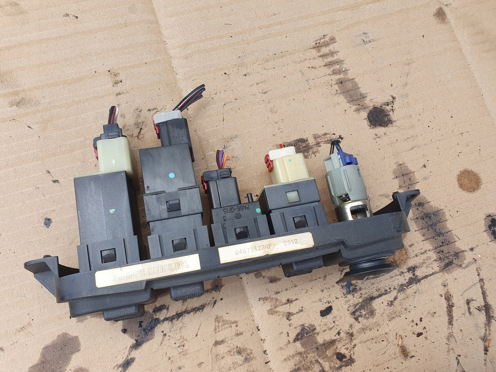 фото №10, Корпус замка зажигания защита chrysler оригинальный номер pt cruiser 2001 2.2 crd