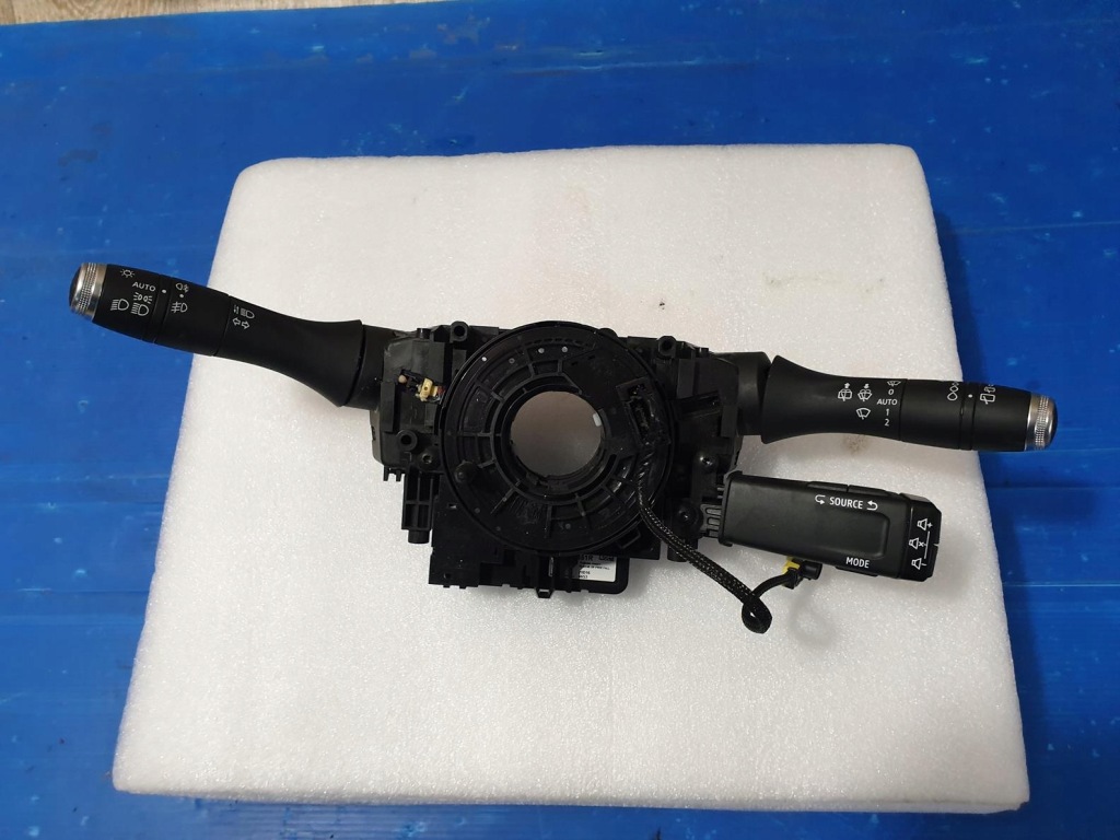 фото №1, Перемикачі комбінований стрічка подушка безпеки clio v 2021-