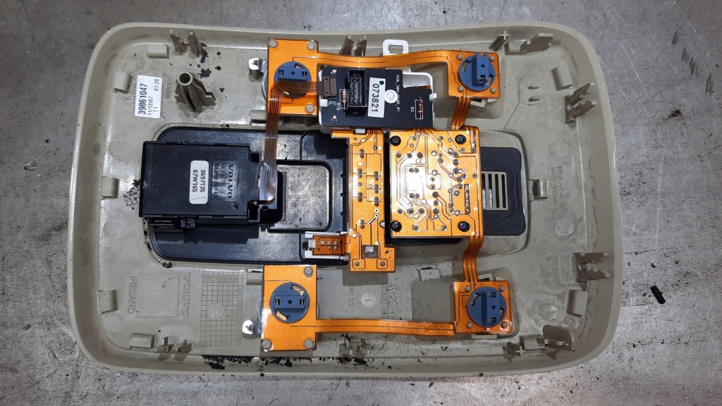 фото №3, Лампа освещение салона volvo xc70 v70 iii 07-