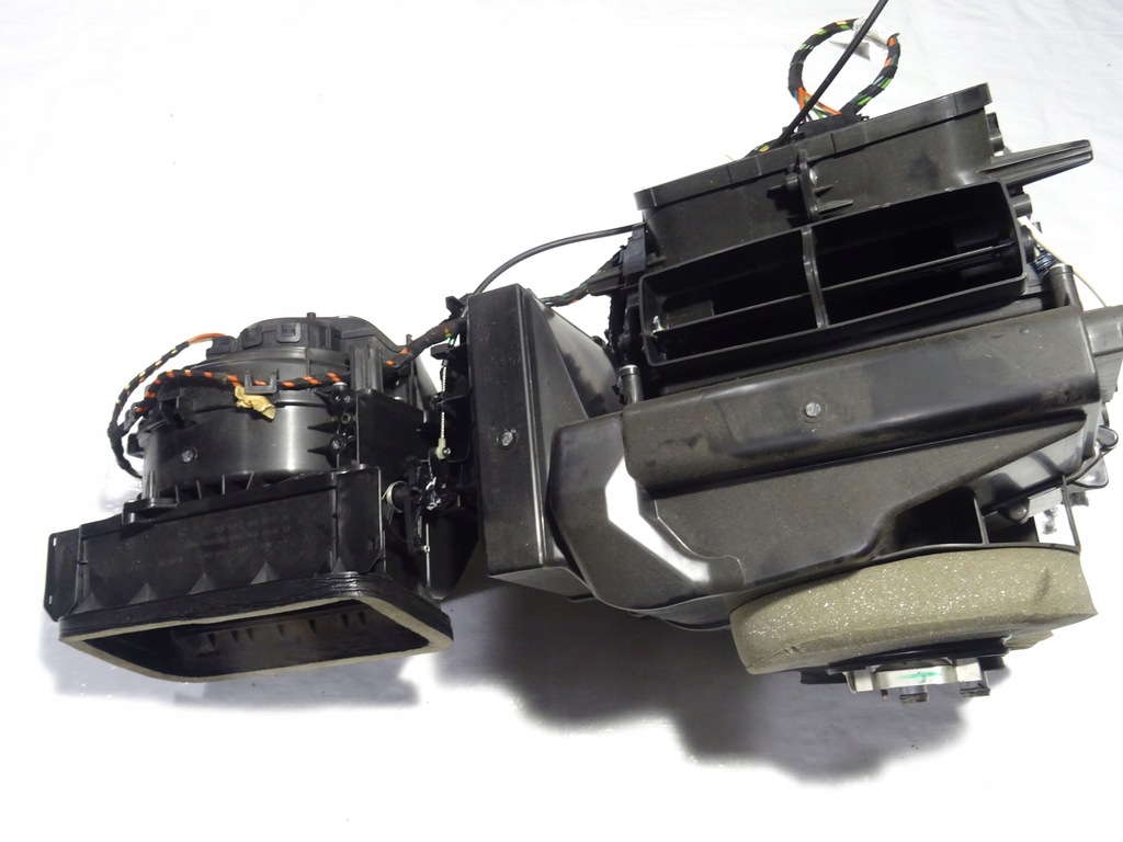 фото №9, Отопитель с кондиционер vw up! up skoda citigo seat mii 6r0863815