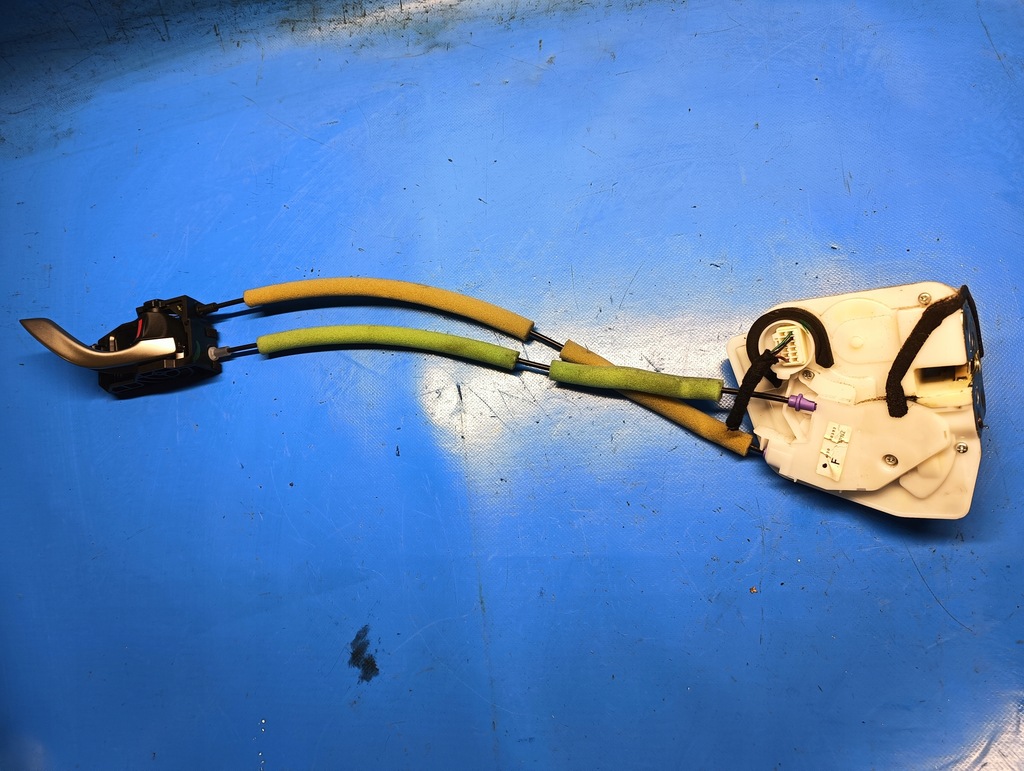 фото №4, Замок двері ручка лівий перед mazda 3 iii bm 13-19r.