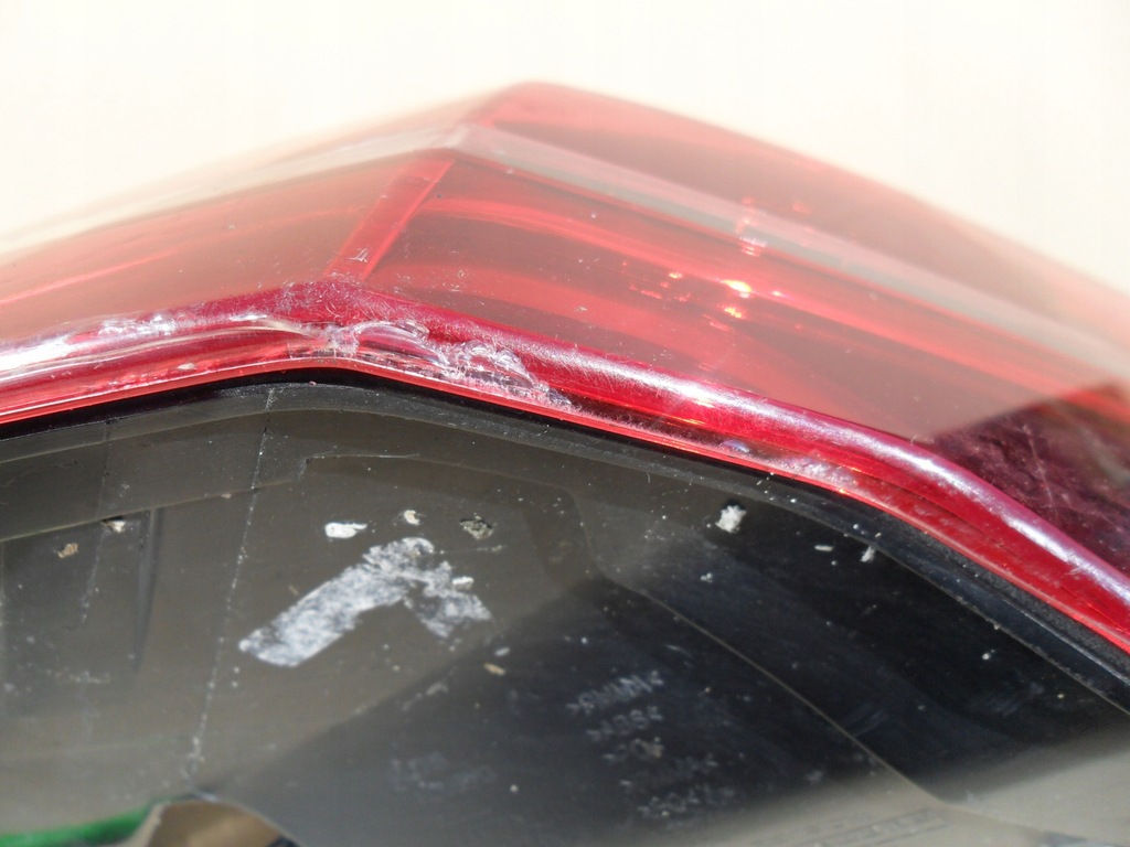 фото №9, Jaguar i-pace лампа ліва задня задня led w крила