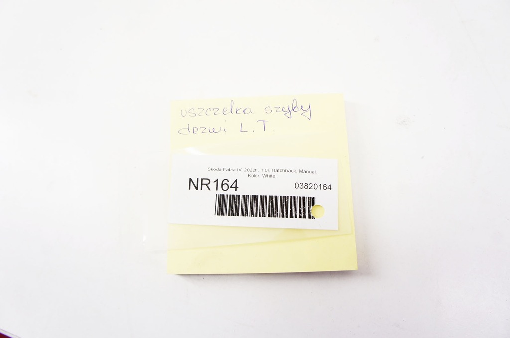 фото №6, Nr164 skoda fabia iv 21- прокладка стекло левый задняя