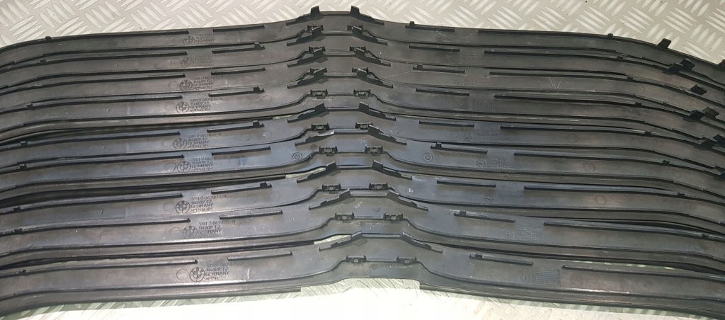 фото №13, Bmw 5 e60 e61 молдинг бампера перед передня гумовий елемент прокладка капот 7063835