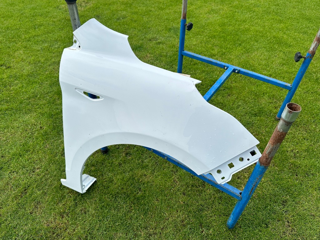 фото №2, Ford ka + plus 16- крыло передний правый оригинал