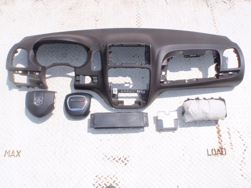 фото №7, Dodge caravan панель приладів консоль панель приладів подушки безпеки повітряні подушка безпеки ремені pas коричневий