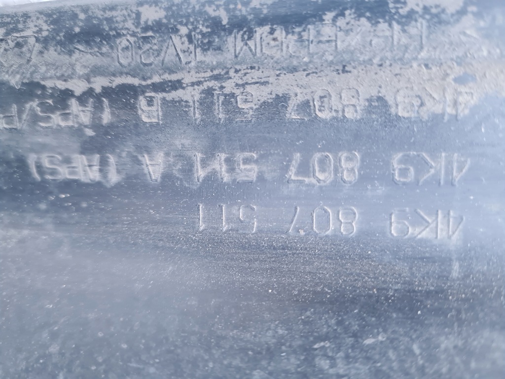 фото №15, Audi a6 c8 s-line 4k9 бампер задняя kombi + датчик