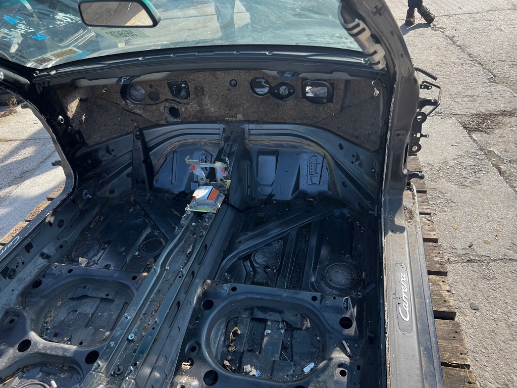фото №10, Кузов рама комплектна піддон чверть porsche carrera 911 996 cabrio