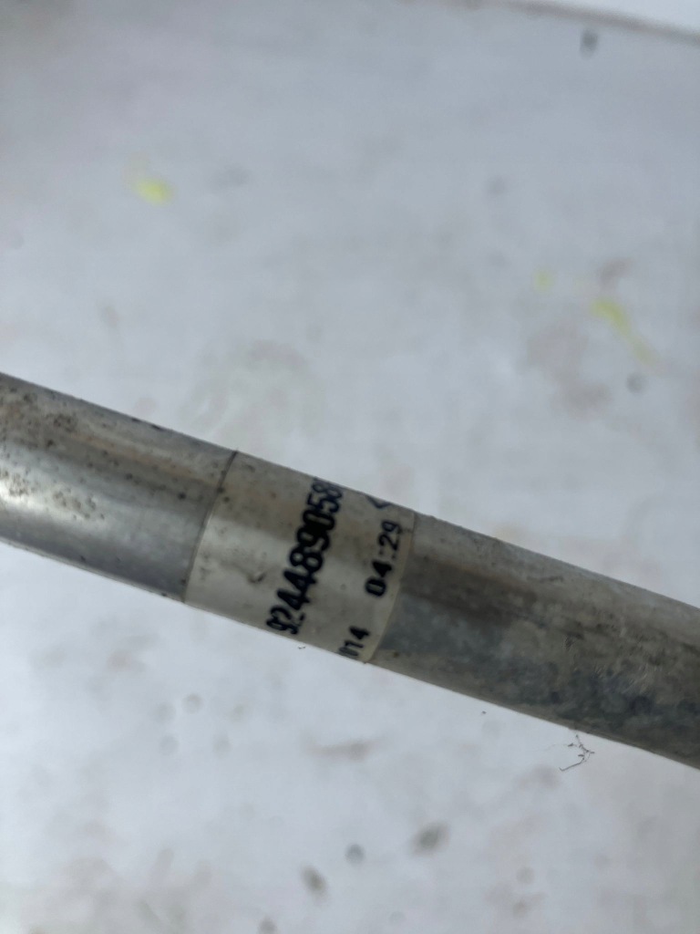 фото №2, Трубка кондиционера renault zoe 924489058r