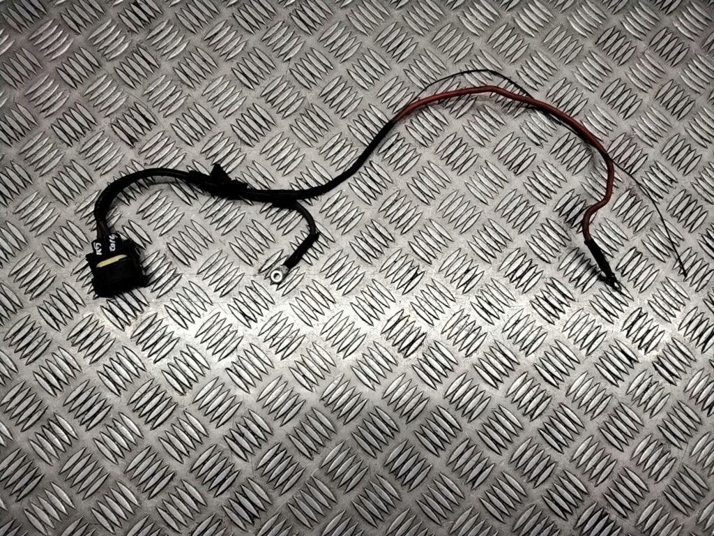 фото №1, Bmw x6 e71 2014 plus / клема / шланг акумулятор