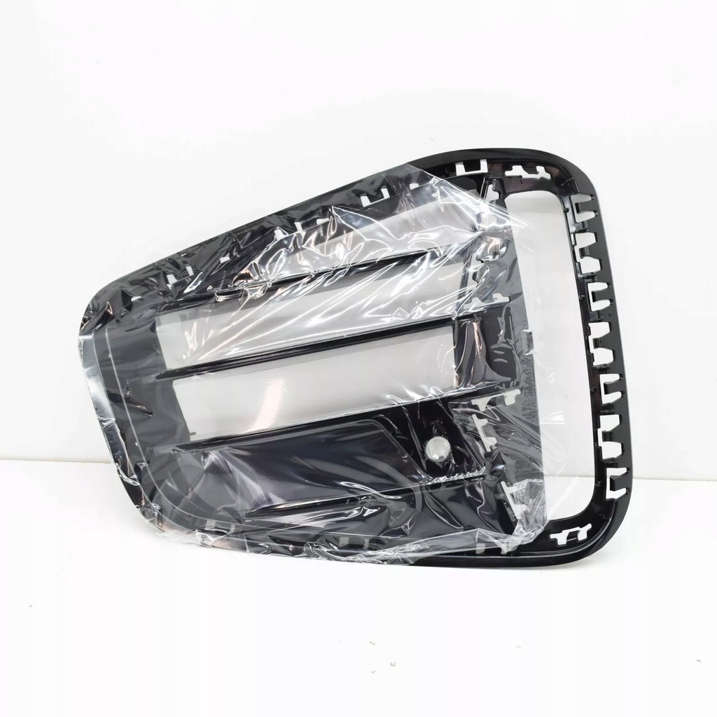 фото №1, Bmw 4 coupe g22 передняя часть бампер open правый решётка 51118077066