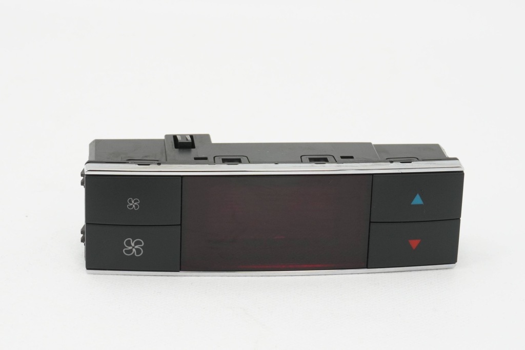 фото №1, Панель кондиционера mercedes c-klasa w204 2048303390